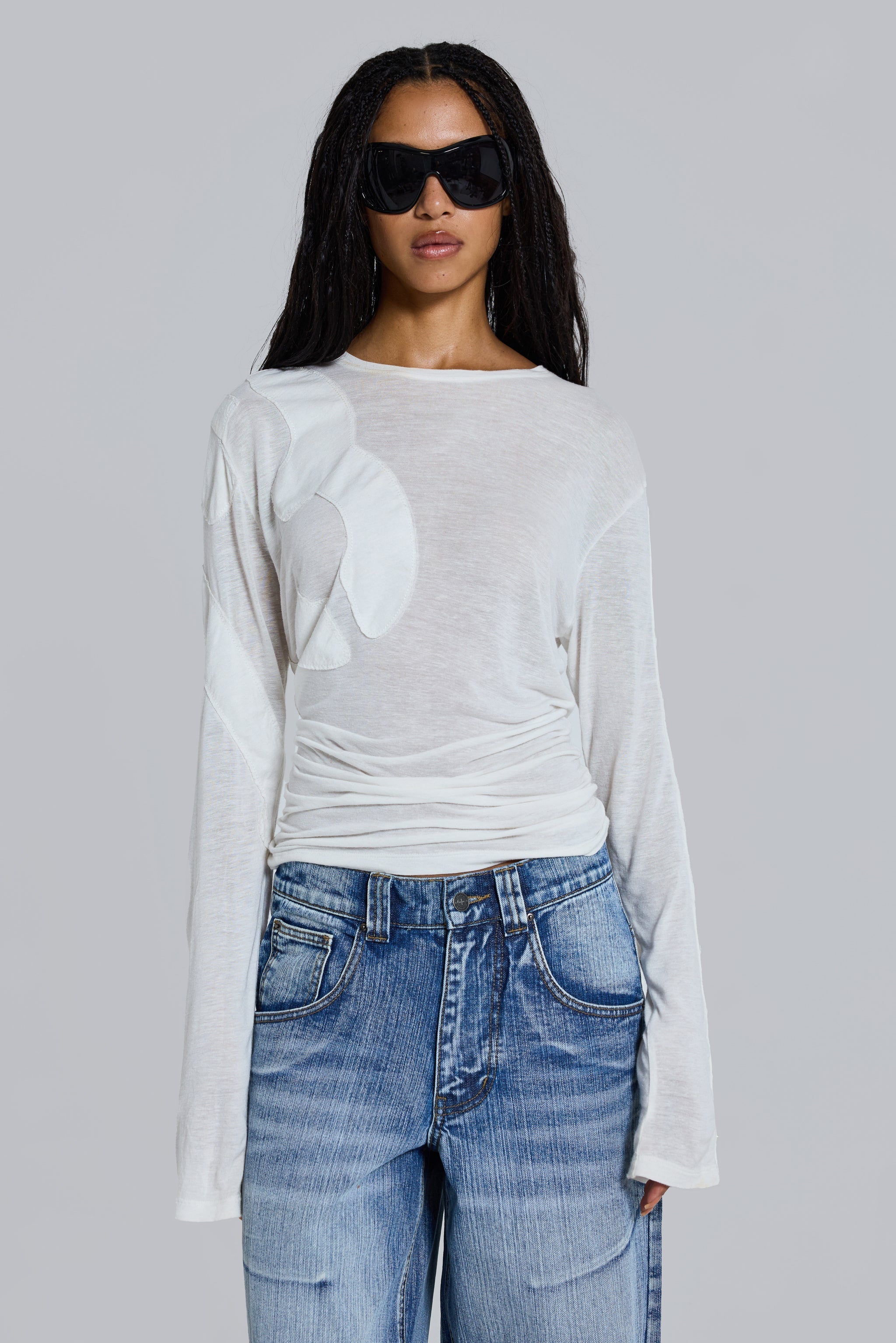 13 Applique Linen Top