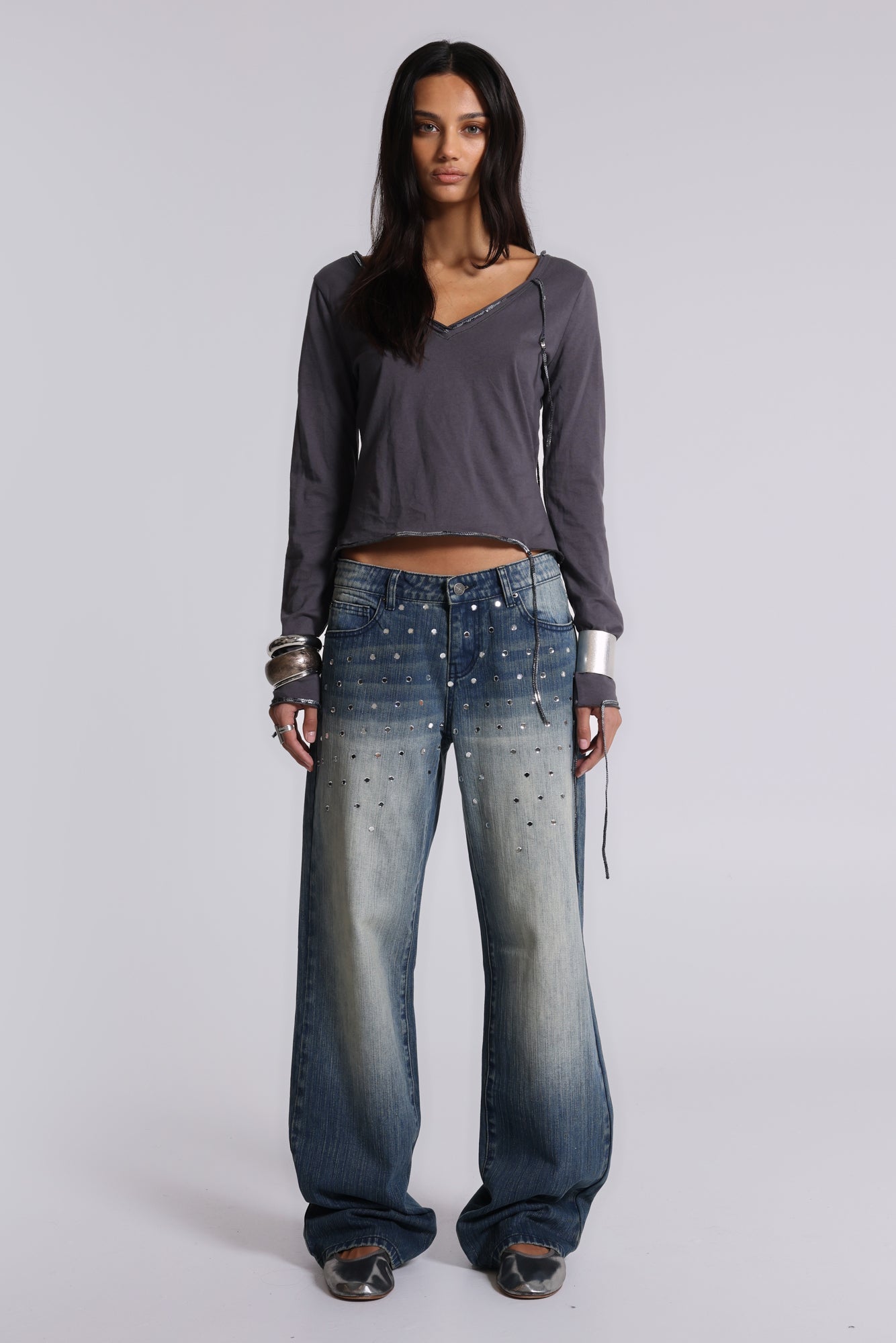 Fira Sequin V Neck Tee